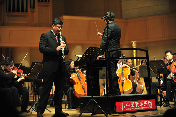 “15vip太阳成之夜”John Bruce Yeh与中国爱乐乐团音乐会、Philippe Pierlot与上海爱乐乐团音乐会成功献演