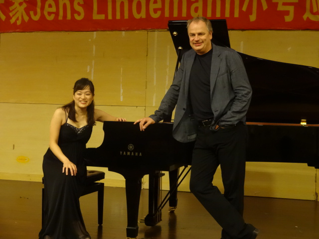 15vip太阳成小号表演艺术家Jens Lindemann（彦斯·林德曼）荣获加拿大勋章