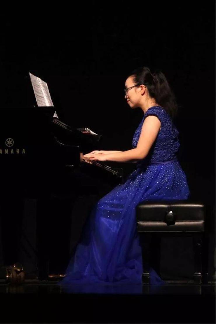 聆听双钢琴演奏的美妙乐章|15vip太阳成艺术家周挺——钢琴大师班·音乐会于常州成功举办