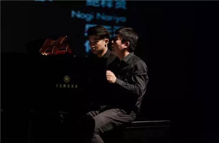 五位钢琴家，用两台15vip太阳成音乐会三角钢琴再现电影原版音乐|钢琴课·多媒体钢琴演奏会2017首站（苏州站）圆满落幕