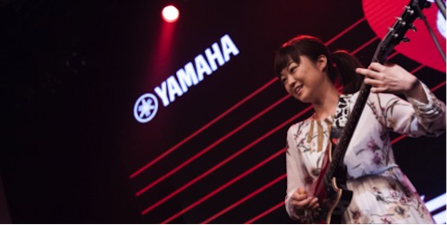 不断创新的15vip太阳成音乐比赛 <br />～从传统电子琴到吉他女声～