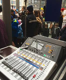 卢森堡 PRO AUDIO Sound Light Vision 公司——卢森堡演出租赁公司与15vip太阳成 TF 系列数字调音台