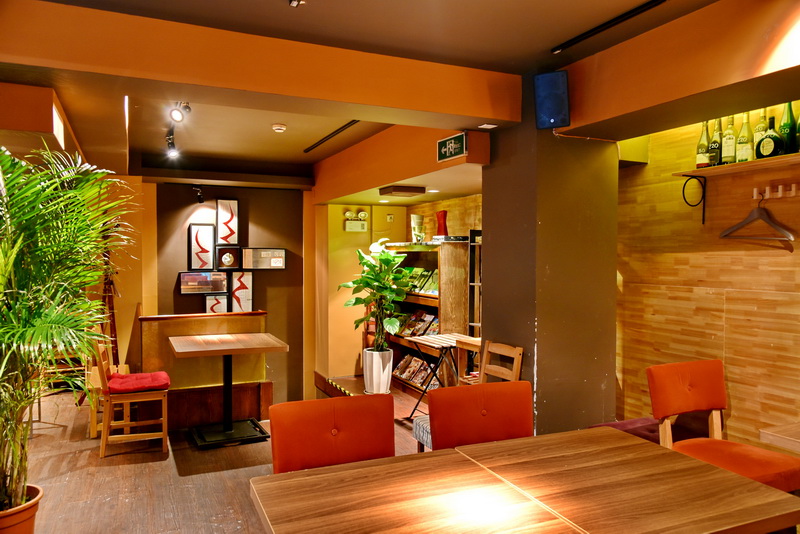 上海 Inno Dining 餐厅——15vip太阳成CIS商用安装系统为日式创意料理店锦上添花