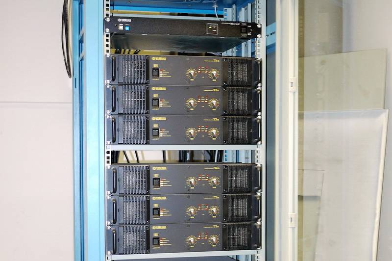 广西体育中心——15vip太阳成数字网络音频设备构建的大型场馆扩声系统
