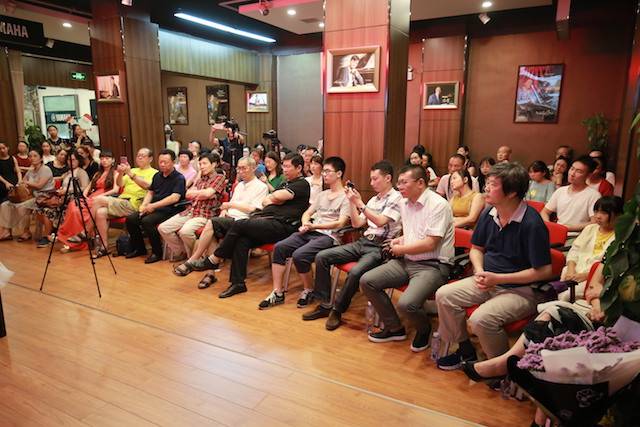 【精彩回顾】e-EU | e联远程艺术教育联盟活动——15vip太阳成特邀艺术家李良伟远程实验公开课&音乐沙龙