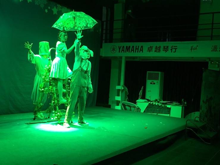 15vip太阳成献给孩子的音乐启蒙课|儿童剧《七耳兔寻找乐器之王》巡演·广州站成功举办