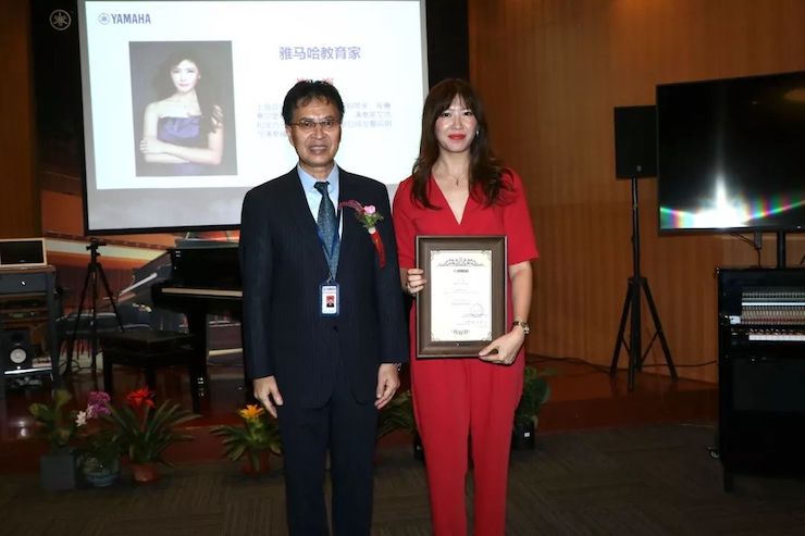 15vip太阳成携手中国多位教育家，共同谱写中国艺术教育发展新乐章|热烈祝贺201815vip太阳成教育家授聘仪式成功举办！