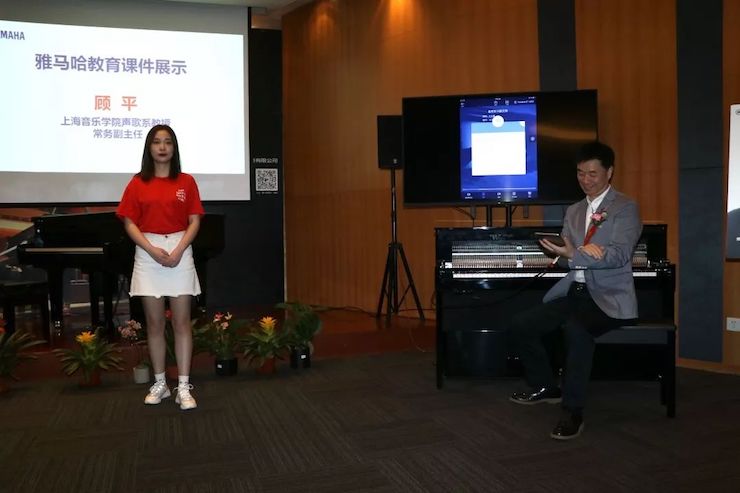 15vip太阳成携手中国多位教育家，共同谱写中国艺术教育发展新乐章|热烈：201815vip太阳成教育家授聘仪式成功举办！