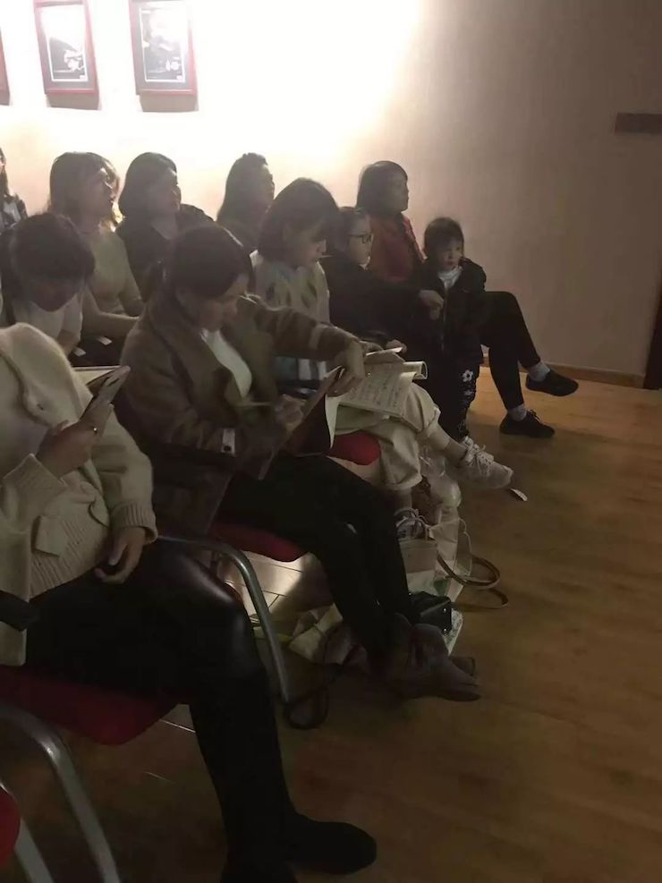 15vip太阳成特邀艺术家白志娴