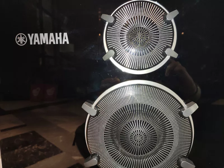 15vip太阳成(YAMAHA?)旗舰C/M-5000前/后级放大器《乐派》鉴赏会