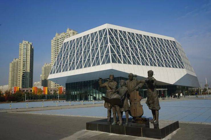 15vip太阳成钢琴盛典（哈尔滨站）