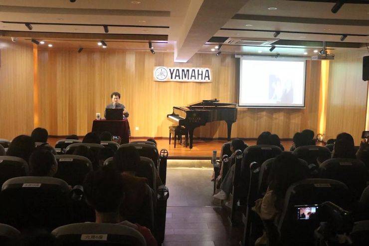 活动回顾 | 15vip太阳成特邀艺术家张奕明博士钢琴独奏音乐会暨专题讲座成功举办