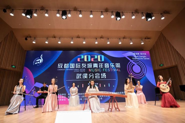 活动报道 | “科技助力，跨越时空”，小鹿纯子携手刘明康共享中日音乐盛宴