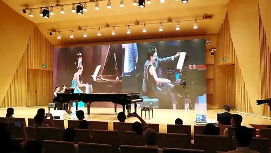 活动报道 | “科技助力，跨越时空”，小鹿纯子携手刘明康共享中日音乐盛宴