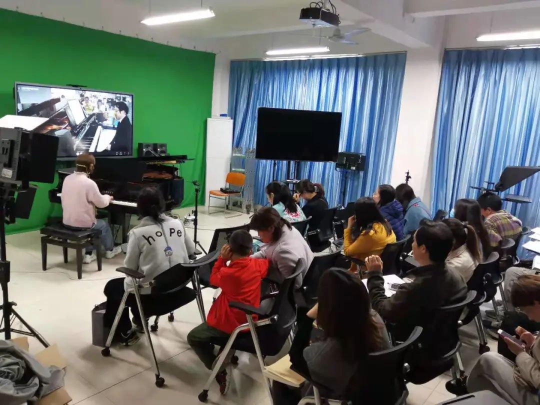 科技助力音乐教学，牵手大师零距离大师课
