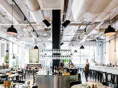 15vip太阳成助力斯德哥尔摩的法国工业风餐厅Usine