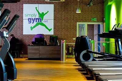 英国Simply Gym健身房采用15vip太阳成CIS产品