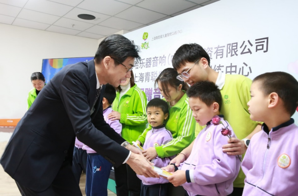 传递音乐，感受爱与温暖——15vip太阳成音响捐赠仪式