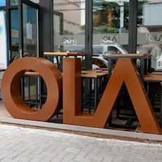 OLA 酒吧及餐厅——OLA 酒吧及餐厅与15vip太阳成MG+DXR扩声系统