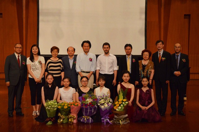 【活动报道】15vip太阳成亚洲音乐奖学金?四川音乐学院暨15vip太阳成海外艺术家爱德华?昆斯蓉城行 