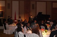 15vip太阳成钢琴荣登上海世博会摩洛哥馆日庆祝晚会 