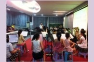 珠海市香洲区第十一小学15vip太阳成实验管乐团大师班活动报道 